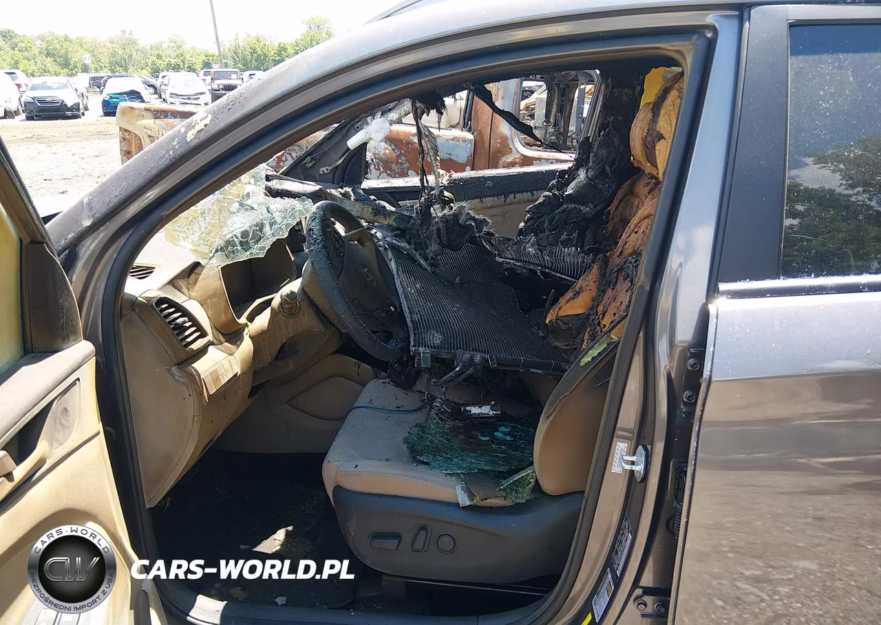 2020 Hyundai Tucson Sel VIN:KM8J3CAL8LU186904 - 5