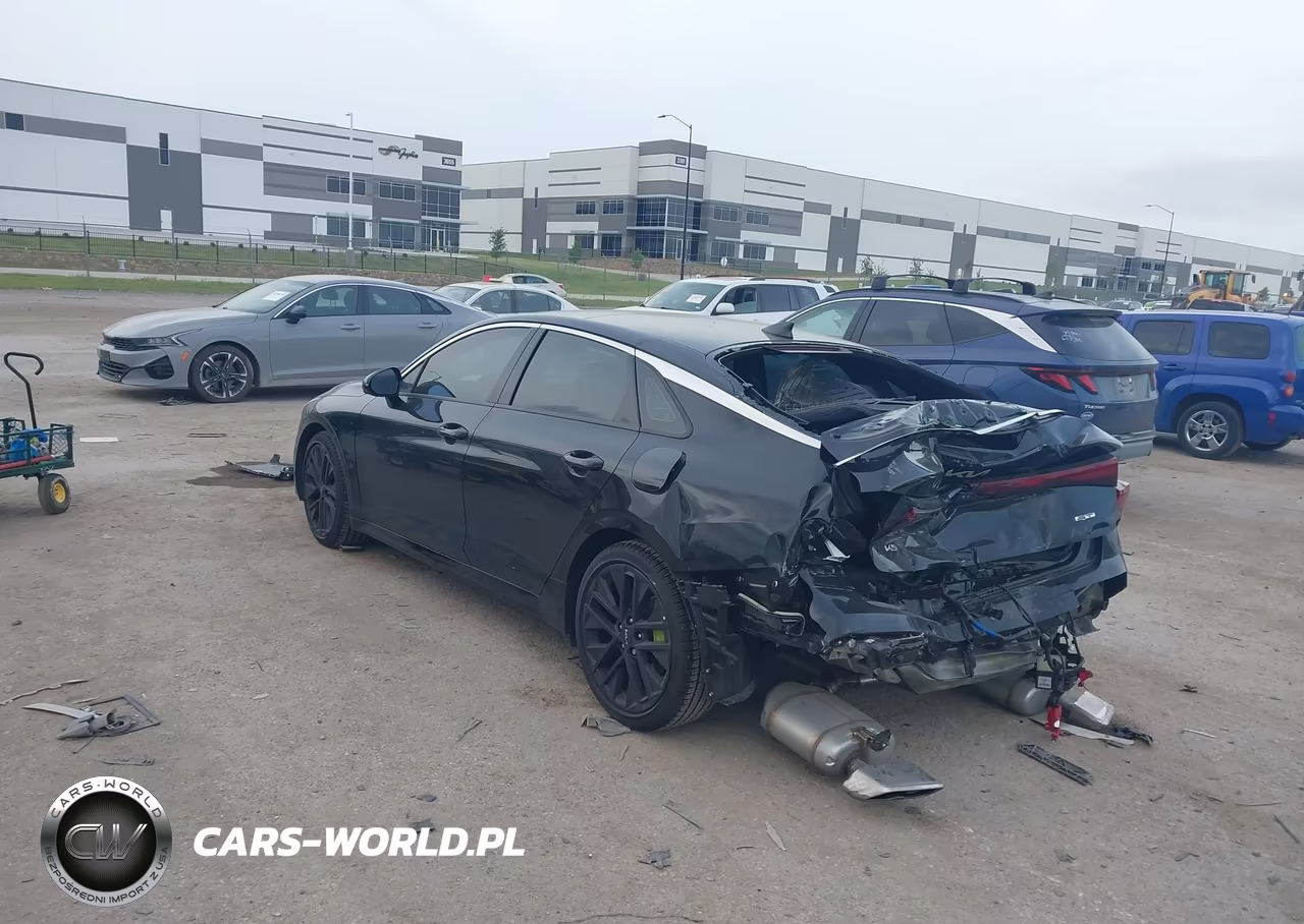 2026 Kia K5 Gt VIN:KNAG44J87T5424360 - 3