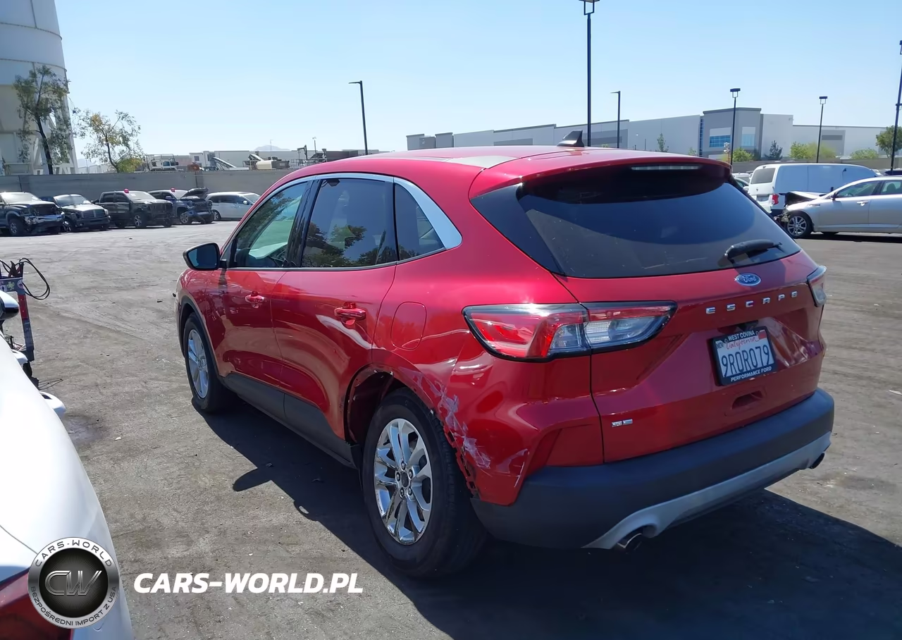 2022 Ford Escape Se VIN:1FMCU0G6XNUB57431 - 3