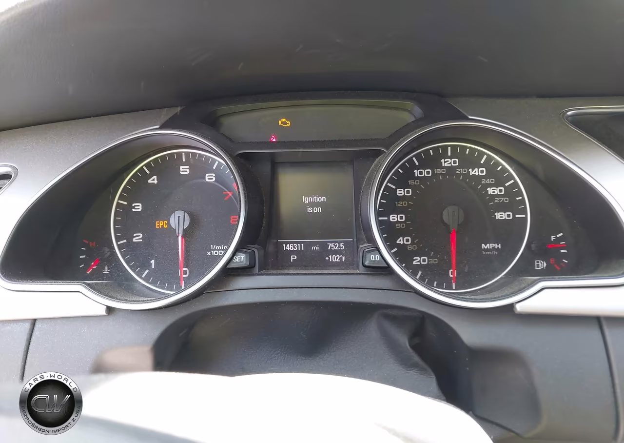 2011 Audi A5 2.0T Premium VIN:WAULFAFR1BA013146 - 7