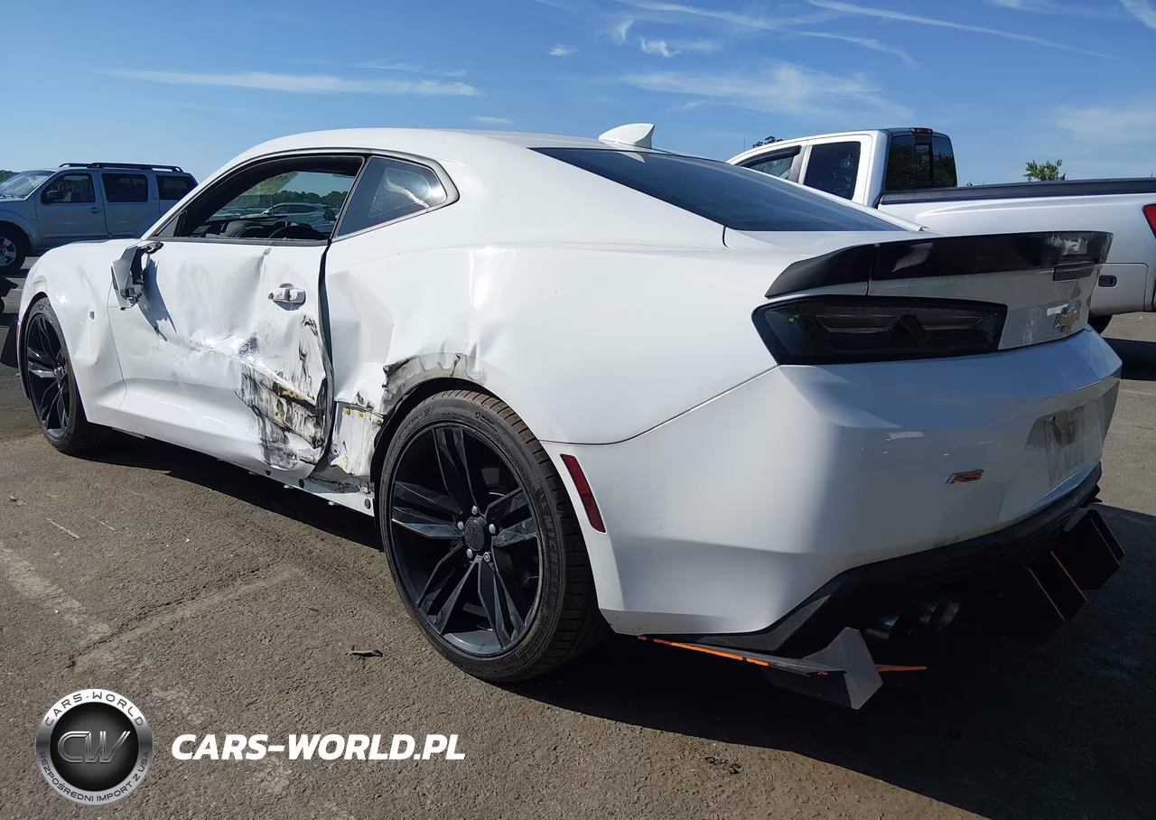 2018 Chevrolet Camaro 2Lt VIN:1G1FD1RSXJ0114512 - 3