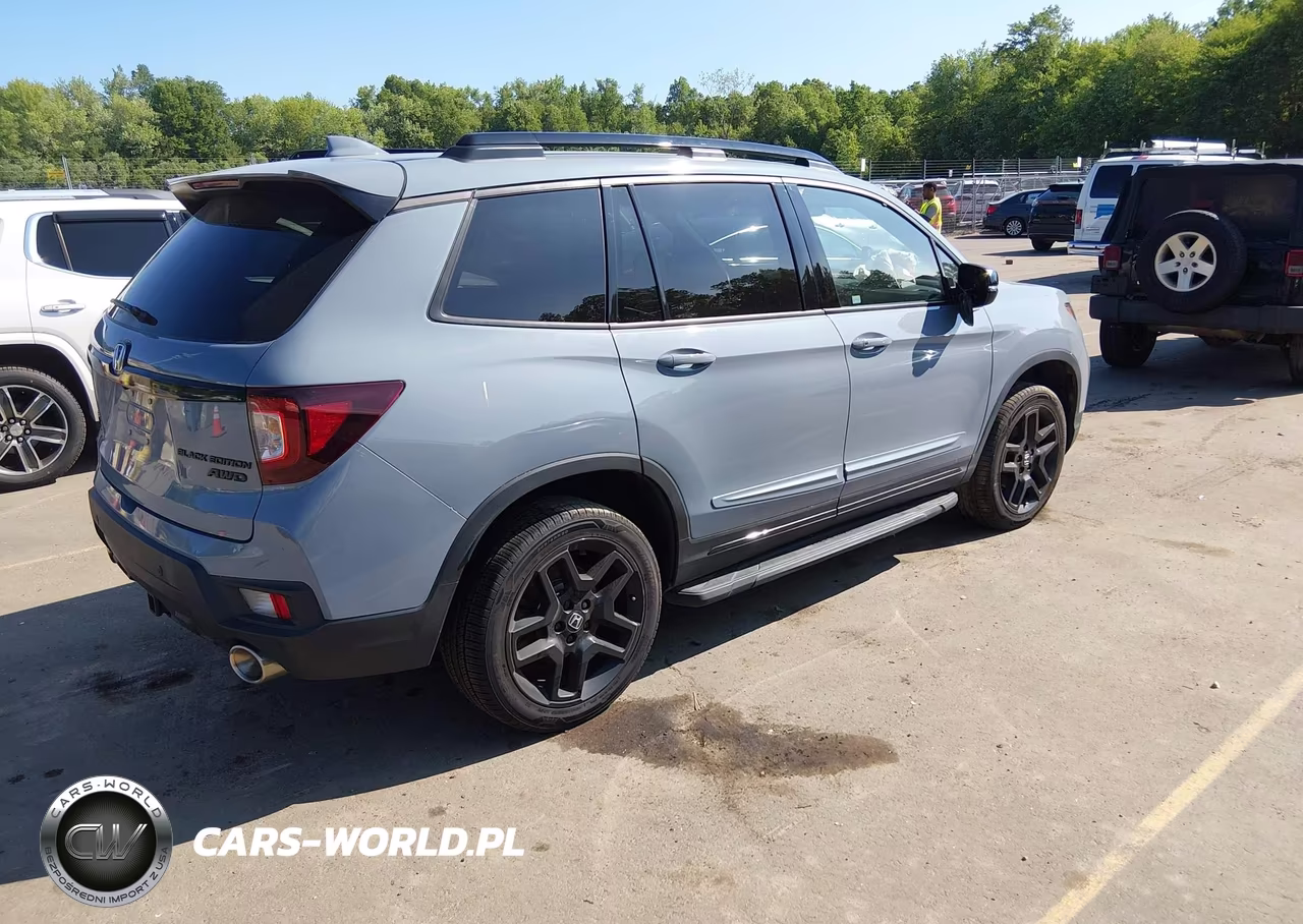 2024 Honda Passport Awd Black VIN:5FNYF8H88RB009764 - 4