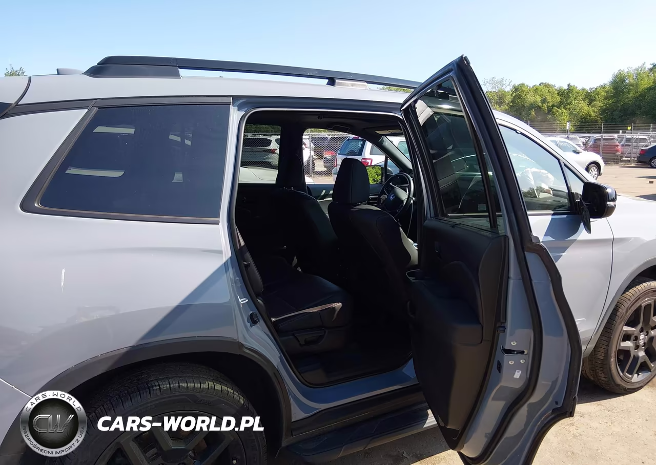 2024 Honda Passport Awd Black VIN:5FNYF8H88RB009764 - 8