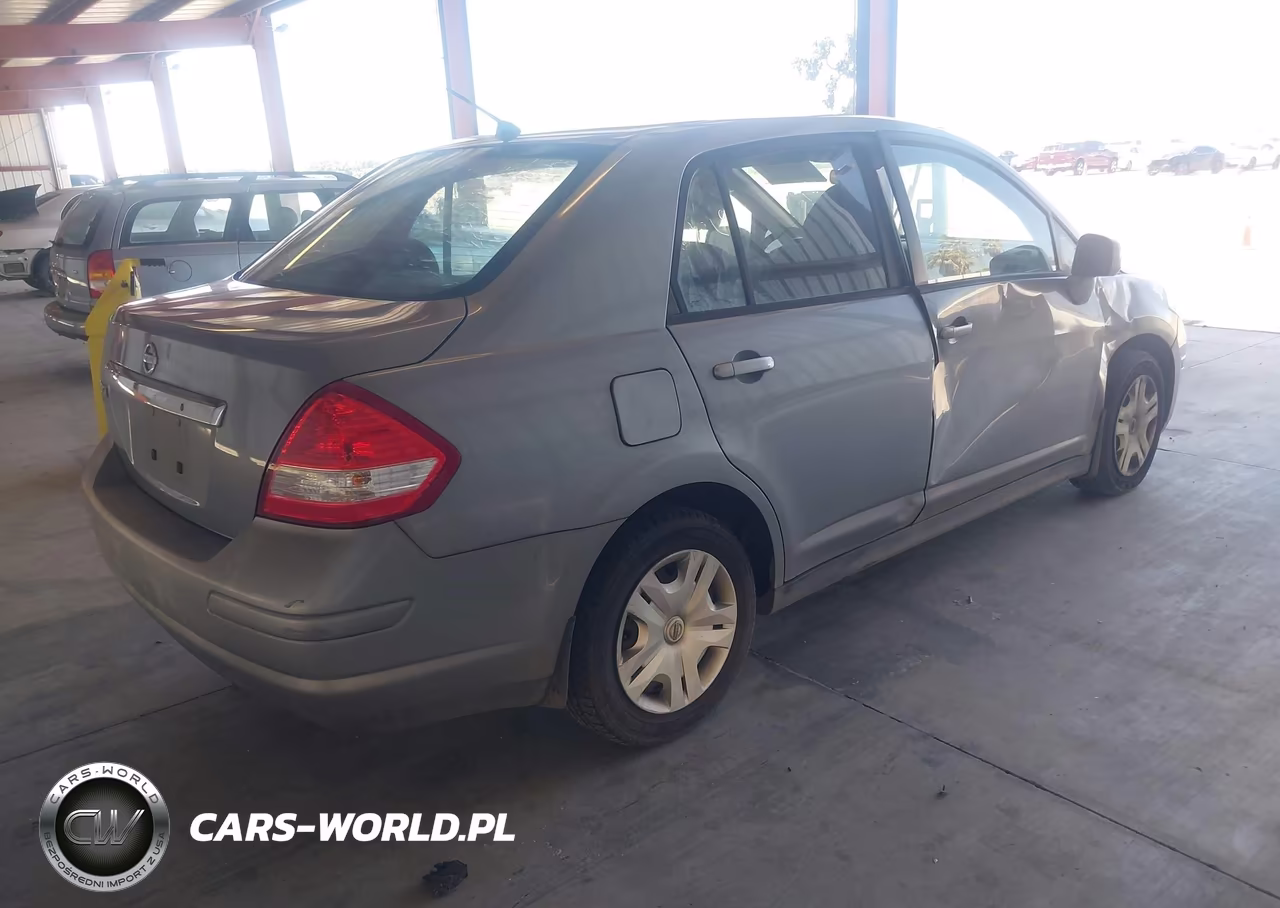 2010 Nissan Versa 1.8S VIN:3N1BC1APXAL424388 - 4