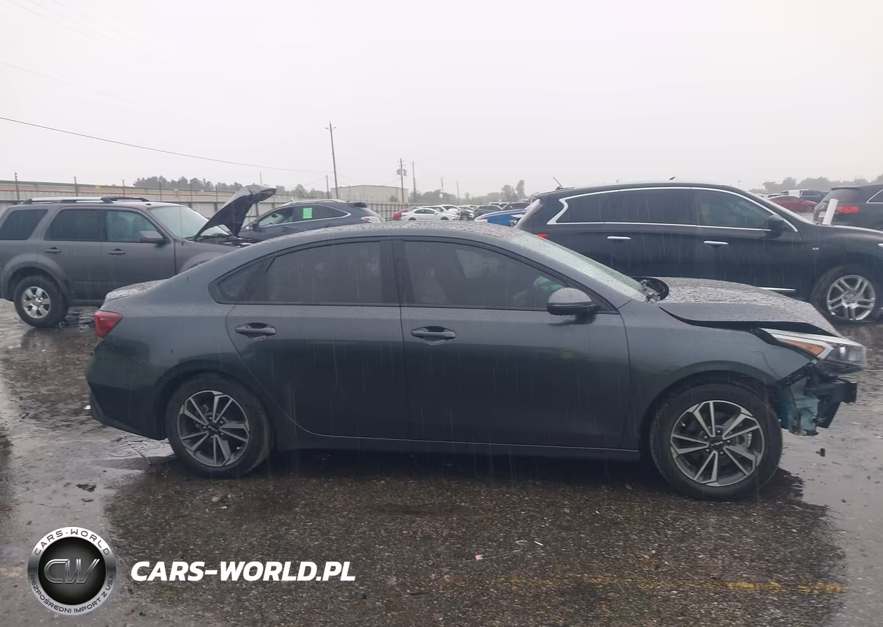 2023 Kia Forte Lxs VIN:3KPF24AD3PE543485 - 13