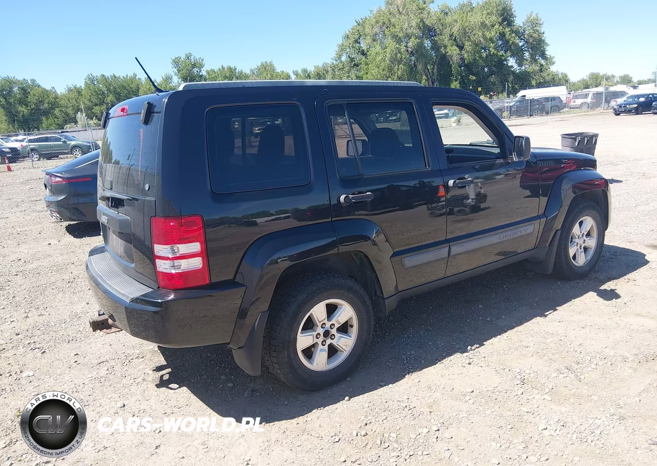 2012 Jeep Liberty Sport VIN:1C4PJMAK5CW145426 - 4