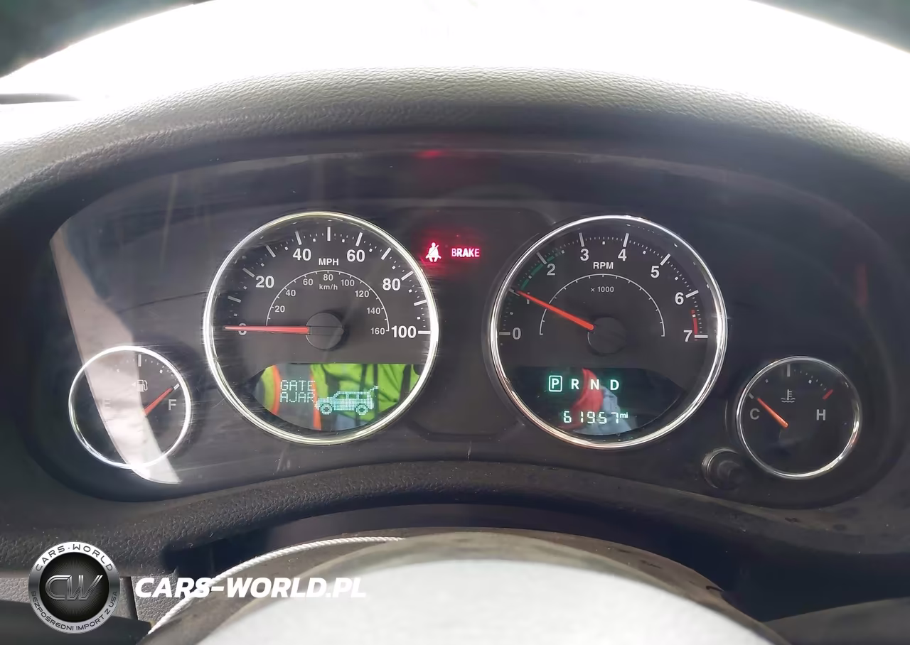 2018 Jeep Wrangler Jk Unlimited Sport 4X4 VIN:1C4BJWDG9JL845137 - 7