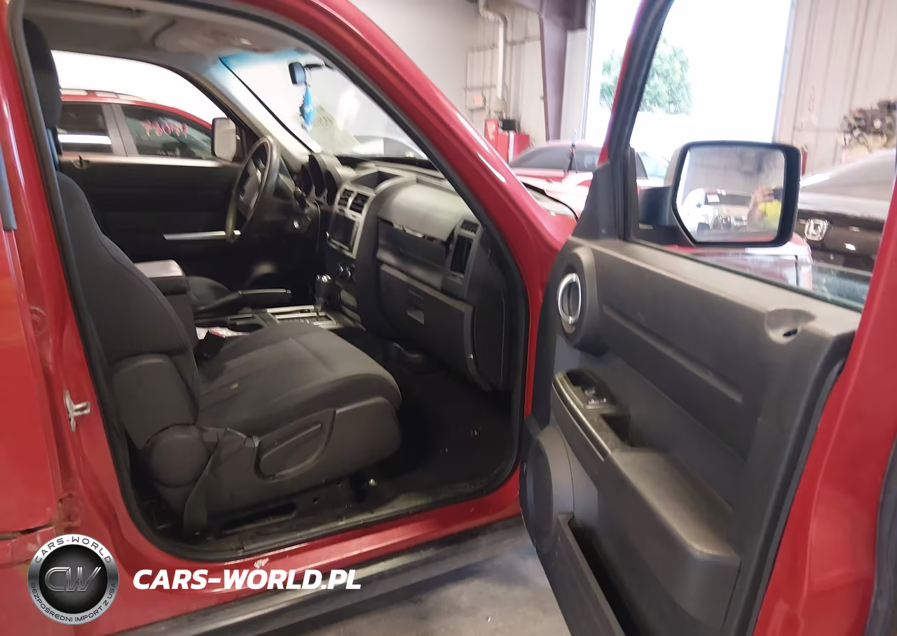 2011 Dodge Nitro Heat VIN:1D4PU4GK2BW605996 - 5