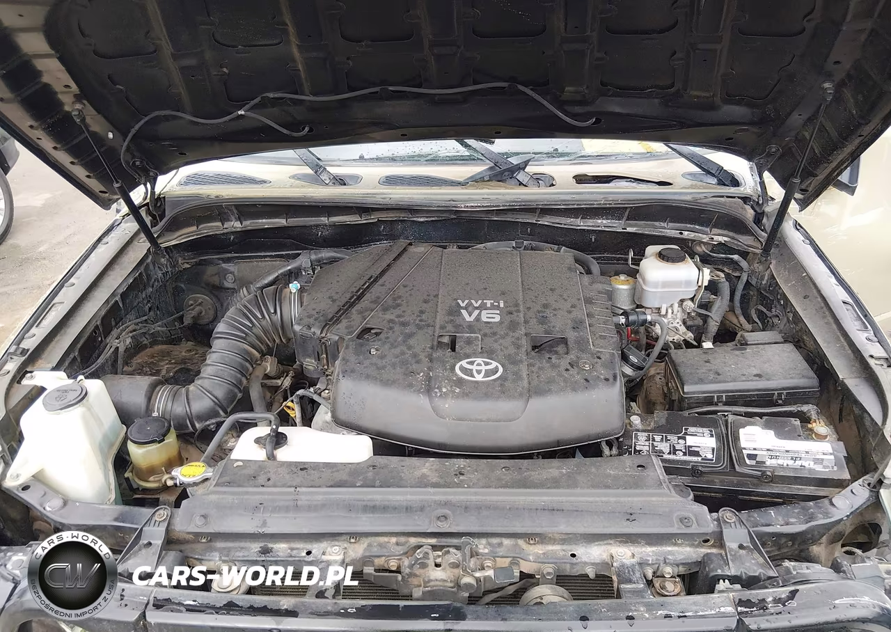 2008 Toyota Fj Cruiser VIN:JTEZU11FX8K005464 - 10