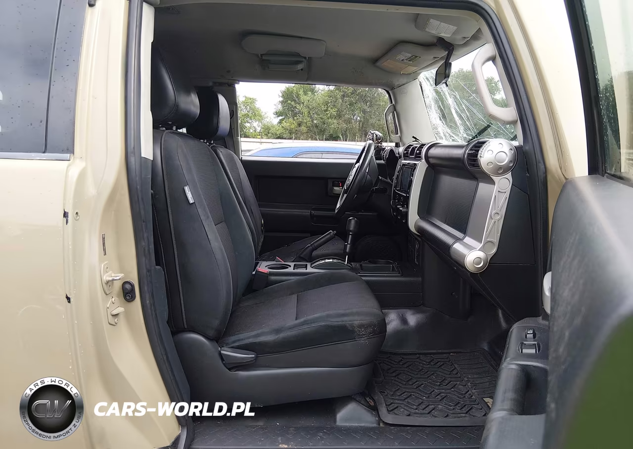 2008 Toyota Fj Cruiser VIN:JTEZU11FX8K005464 - 5