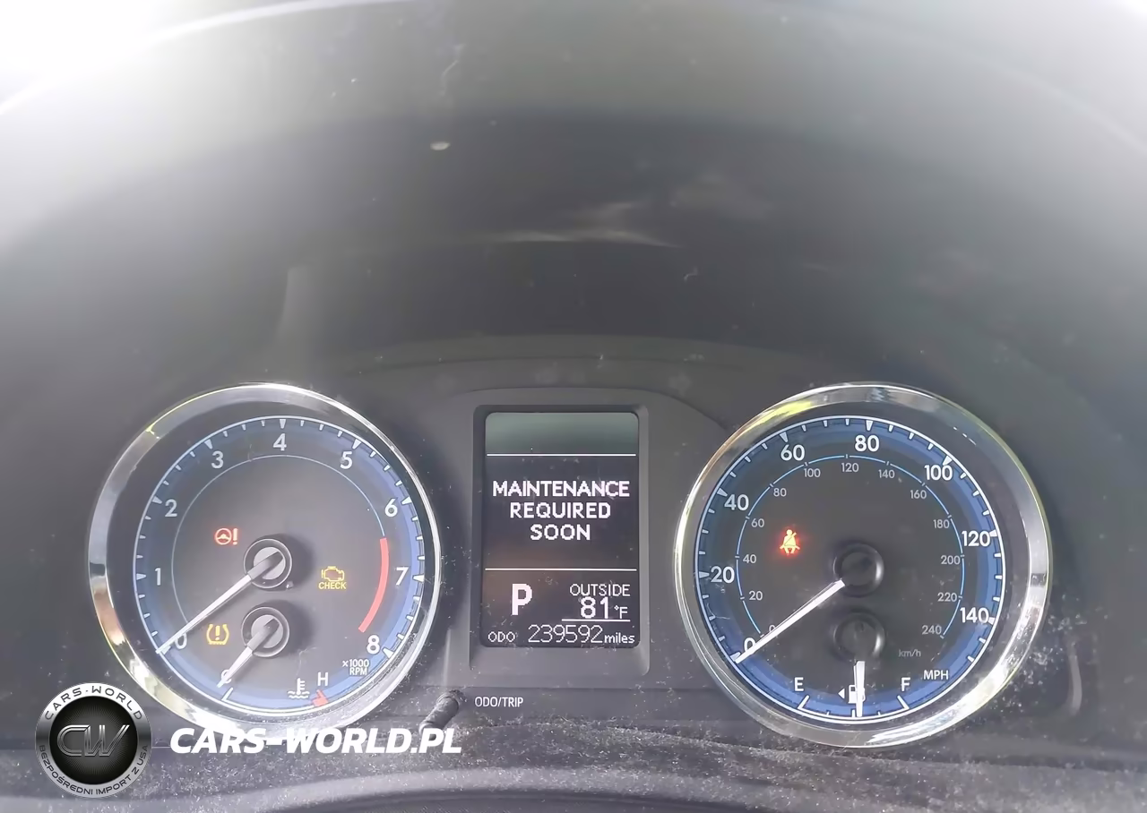 2018 Toyota Corolla Le VIN:5YFBURHE5JP805081 - 7