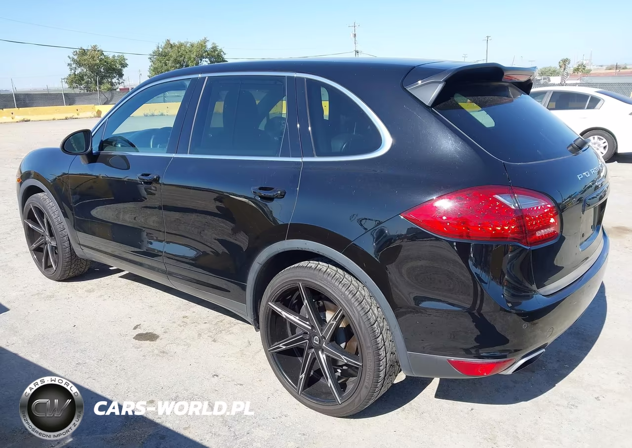 2013 Porsche Cayenne VIN:WP1AA2A24DLA04701 - 3