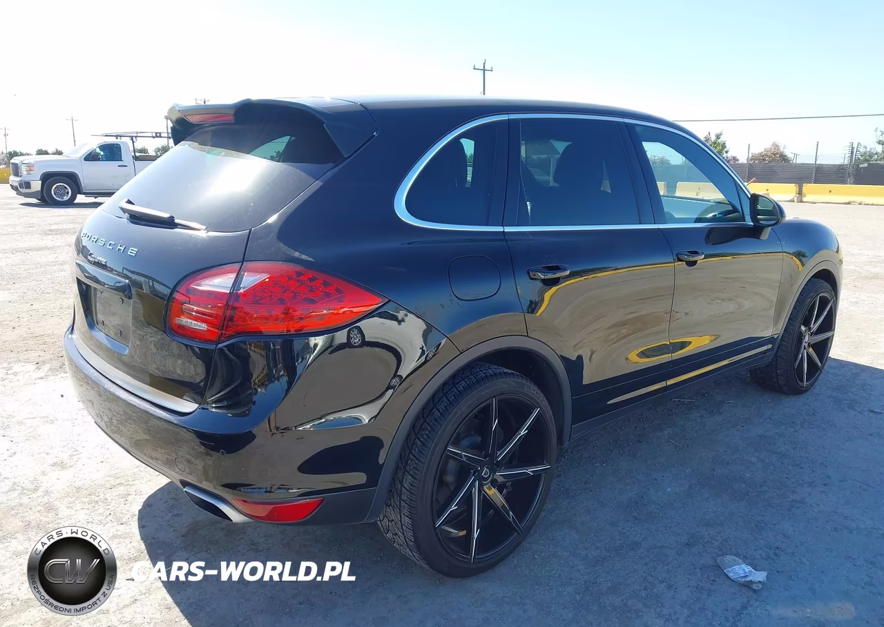 2013 Porsche Cayenne VIN:WP1AA2A24DLA04701 - 4