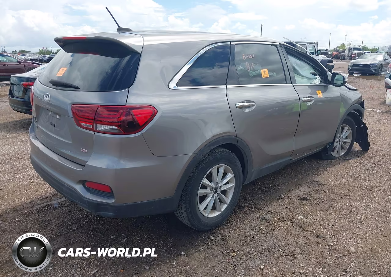 2019 Kia Sorento 2.4L Lx VIN:5XYPG4A34KG544508 - 4