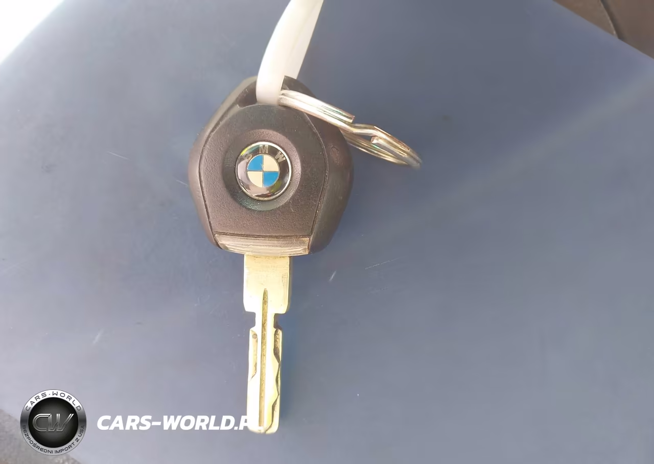1999 BMW 328Ic VIN:WBABK8335XEY92330 - 11