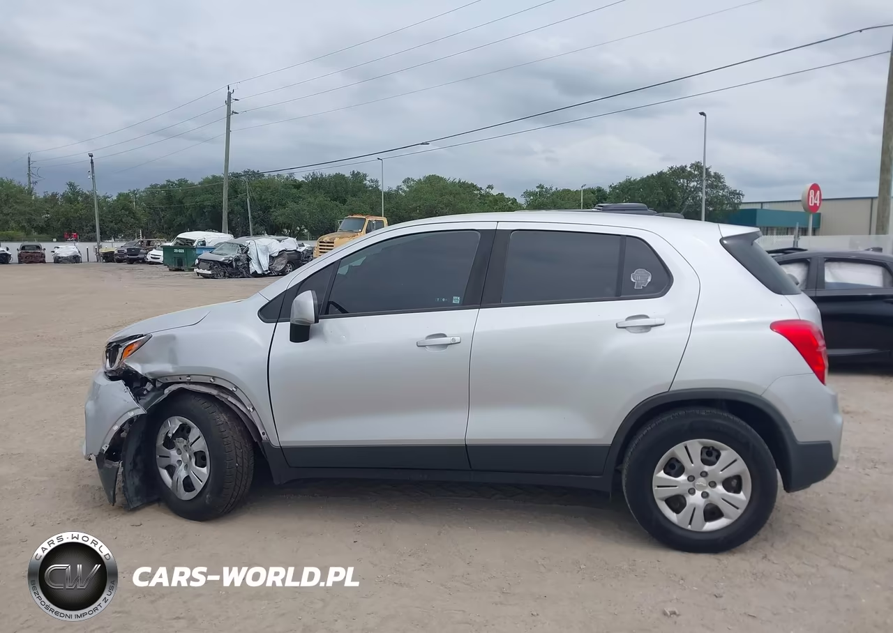 2017 Chevrolet Trax Ls VIN:3GNCJKSB6HL252667 - 14