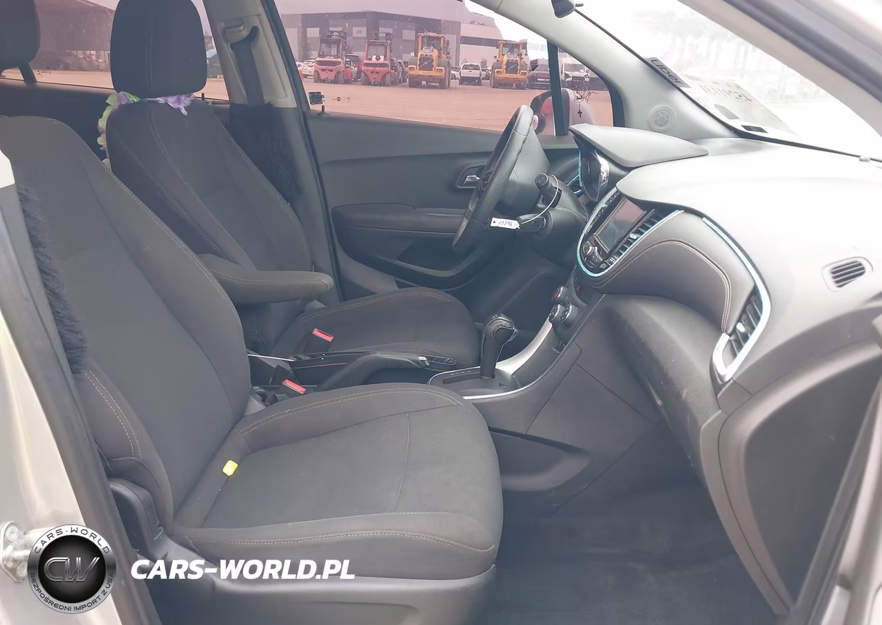 2017 Chevrolet Trax Ls VIN:3GNCJKSB6HL252667 - 5