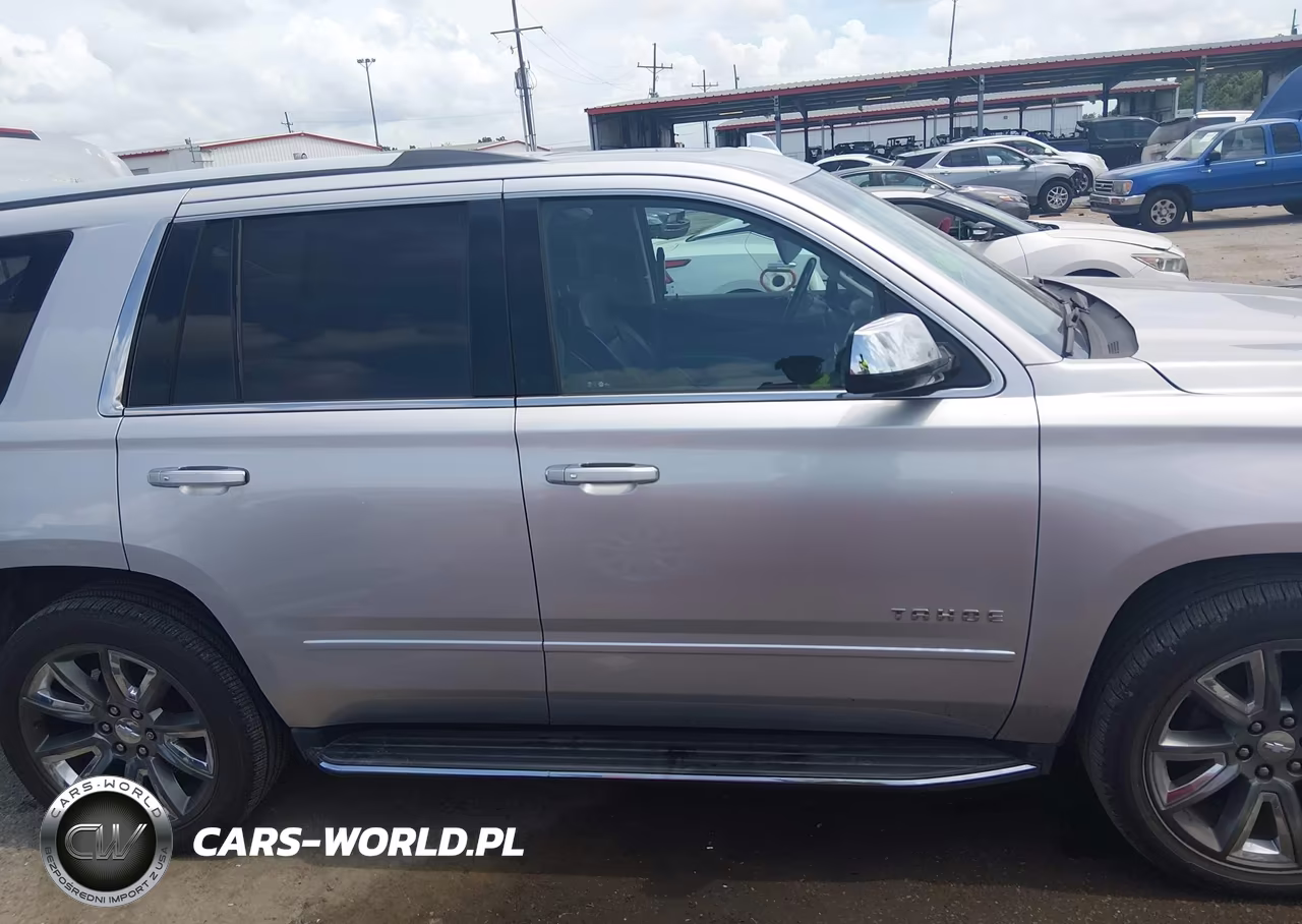 2017 Chevrolet Tahoe Premier VIN:1GNSCCKC0HR389763 - 14