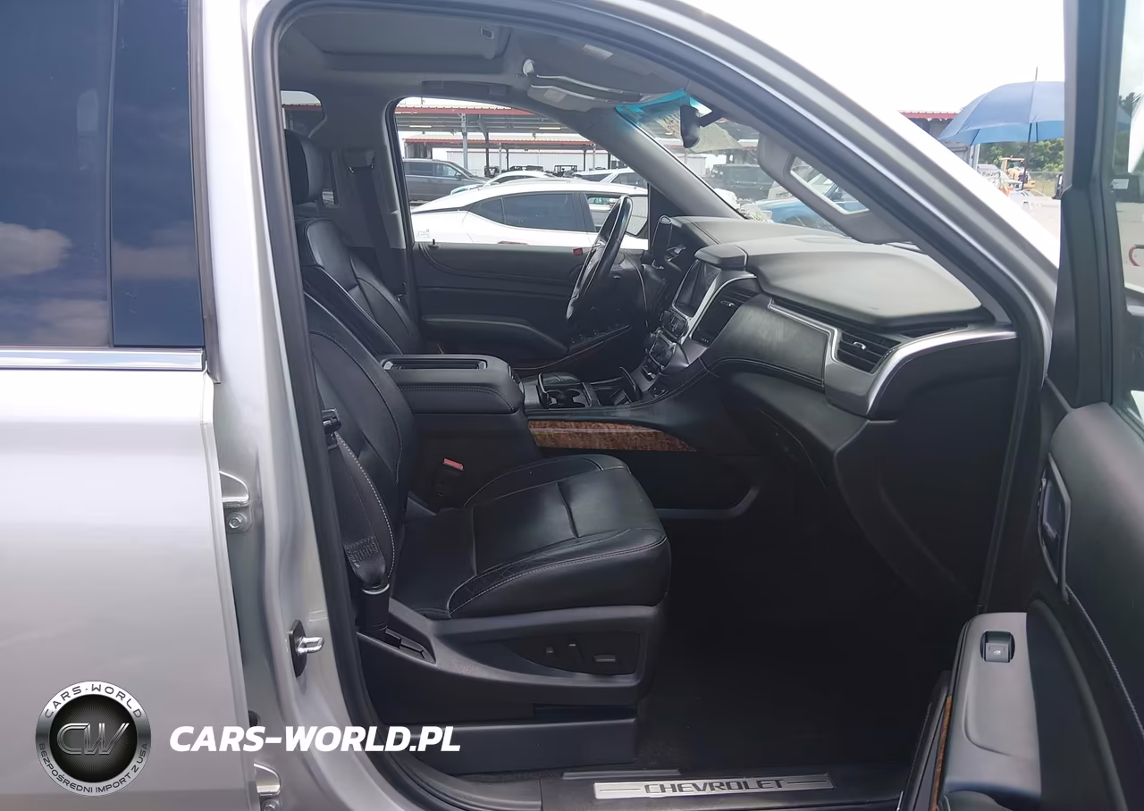 2017 Chevrolet Tahoe Premier VIN:1GNSCCKC0HR389763 - 5