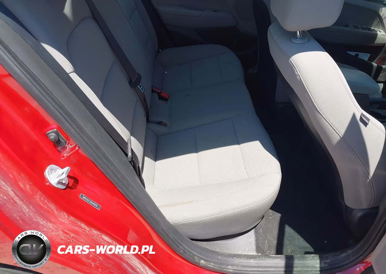 2019 Hyundai Elantra Se VIN:5NPD74LF7KH441618 - 8