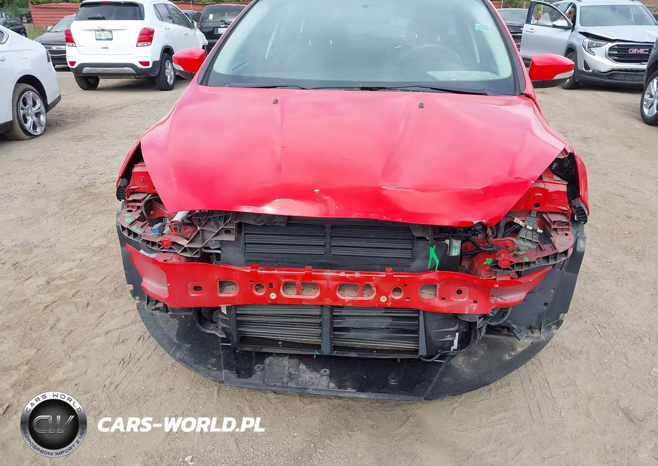 2016 Ford Focus Se VIN:1FADP3K24GL378592 - 6