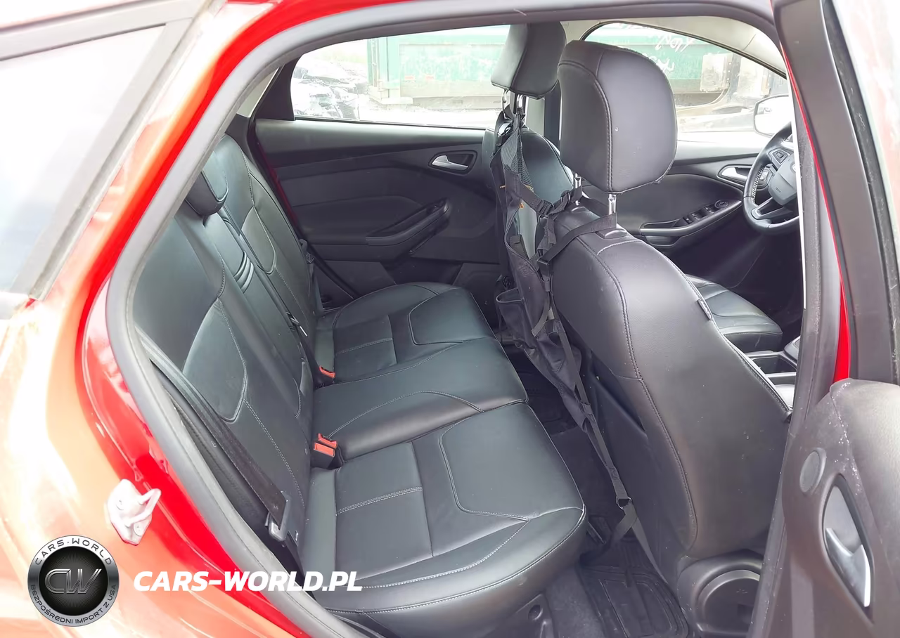 2016 Ford Focus Se VIN:1FADP3K24GL378592 - 8