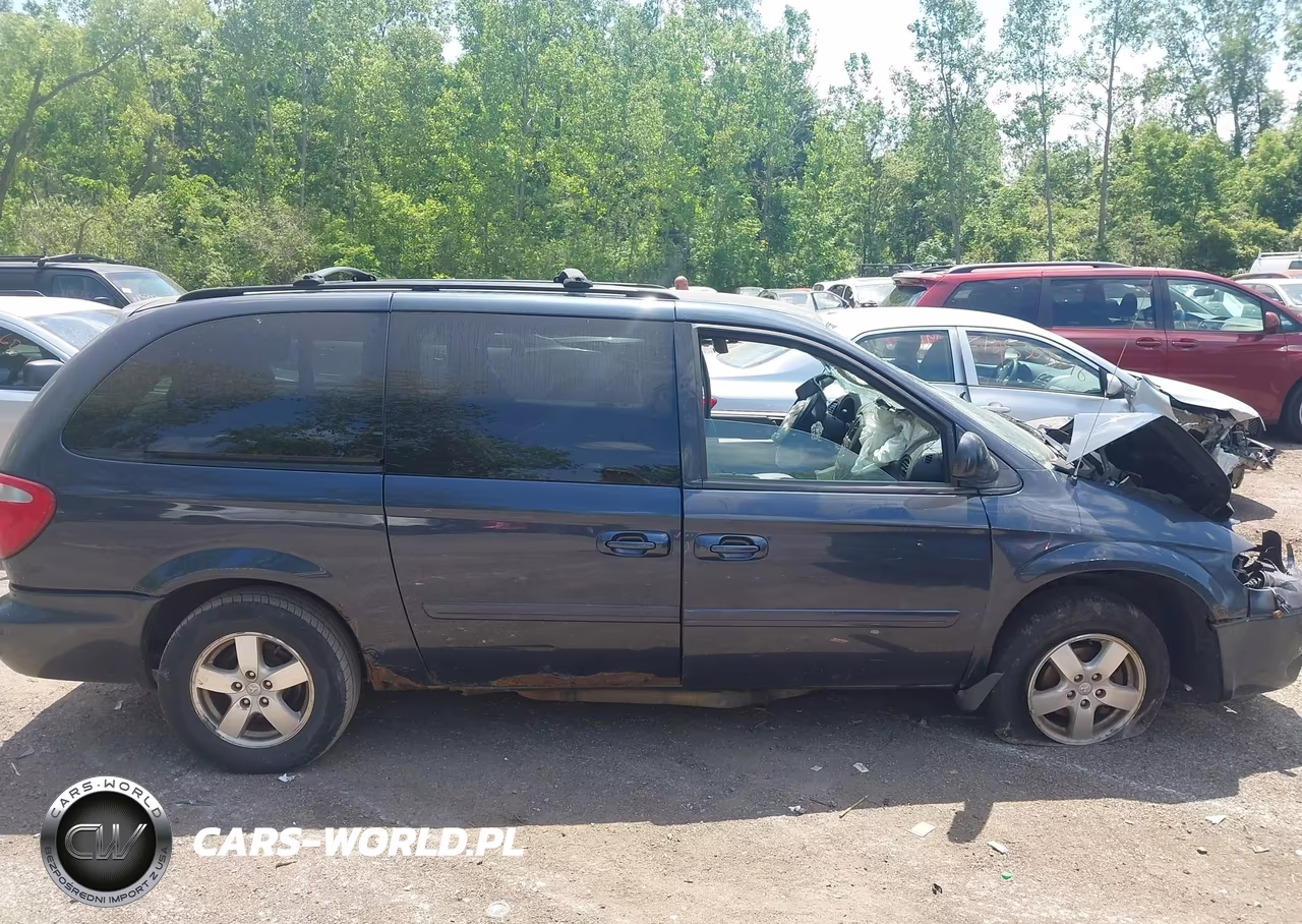 2007 Dodge Grand Caravan Sxt VIN:2D4GP44L47R276724 - 12