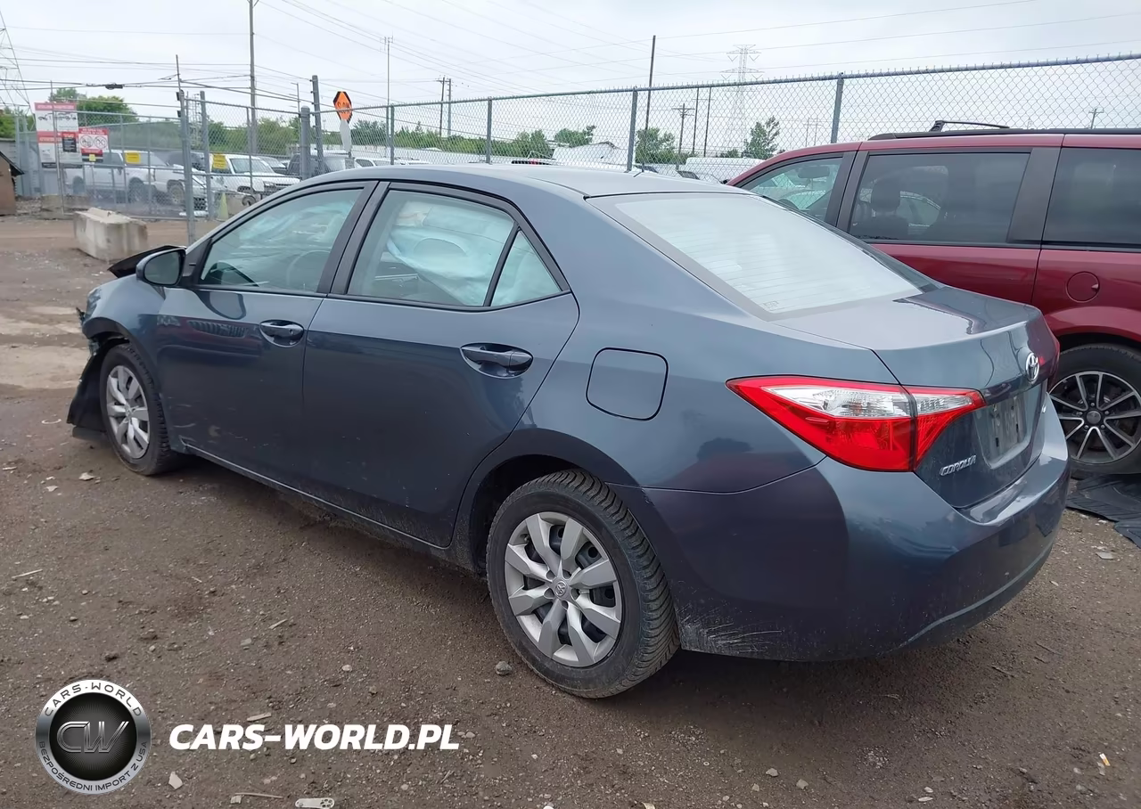 2015 Toyota Corolla Le VIN:2T1BURHE1FC366114 - 3