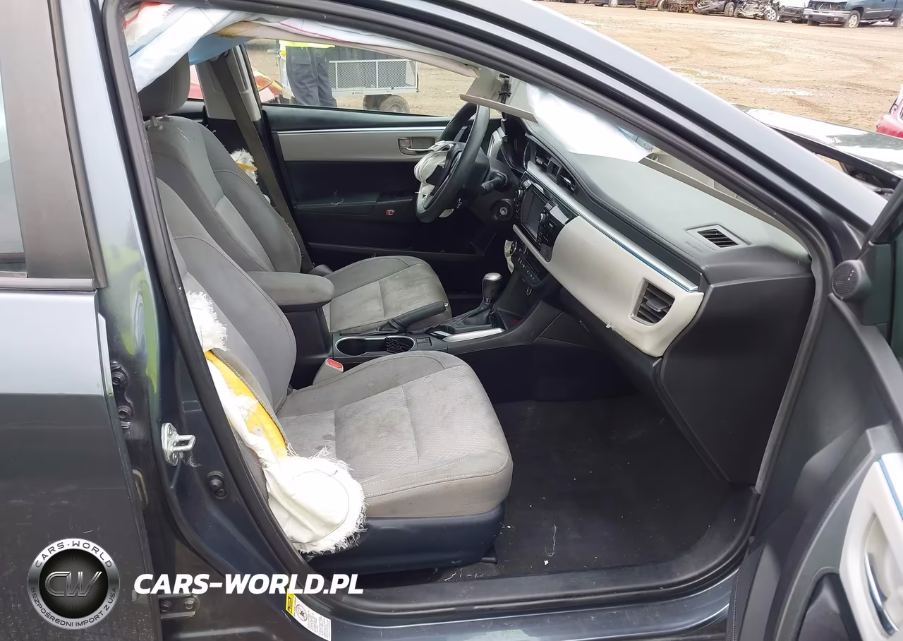 2015 Toyota Corolla Le VIN:2T1BURHE1FC366114 - 5