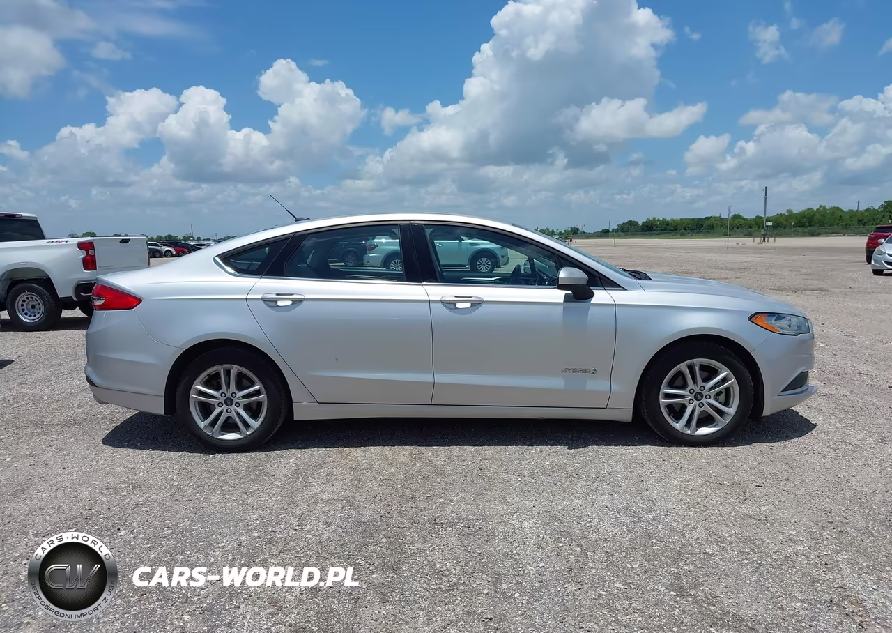 2018 Ford Fusion Hybrid S VIN:3FA6P0UU4JR278958 - 13