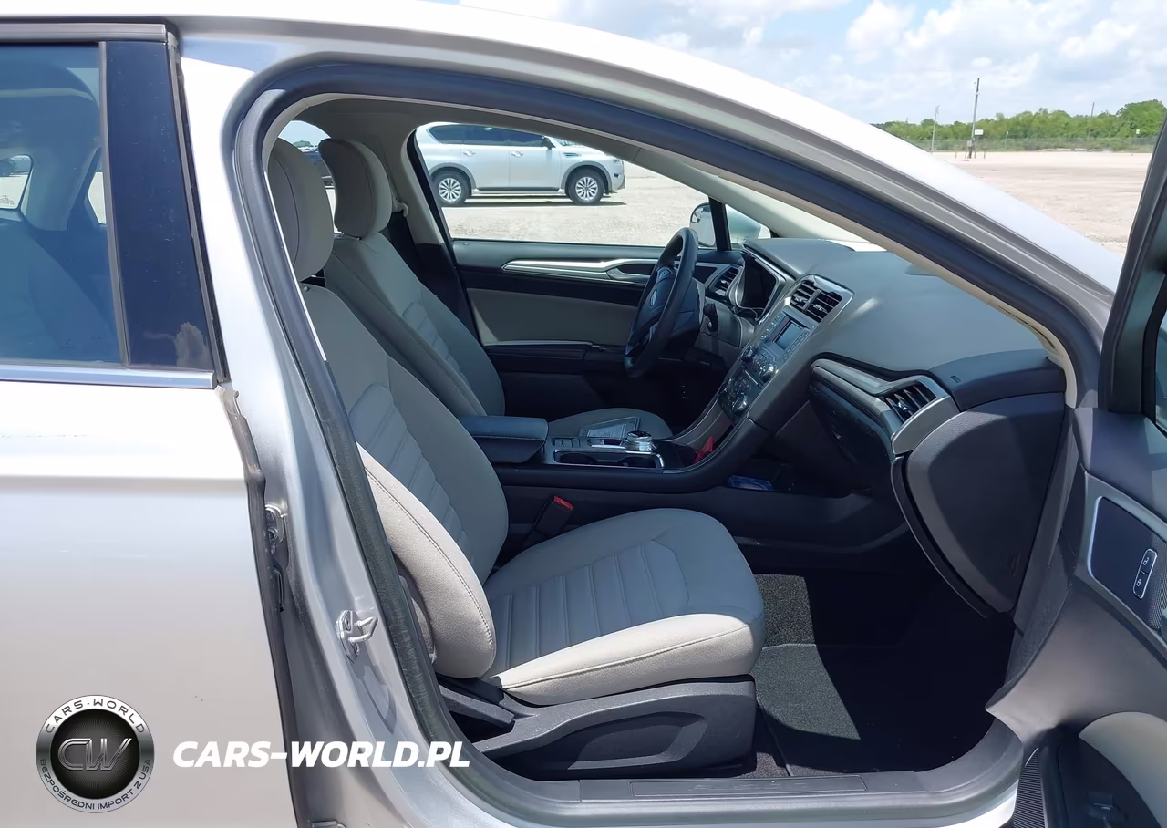 2018 Ford Fusion Hybrid S VIN:3FA6P0UU4JR278958 - 5