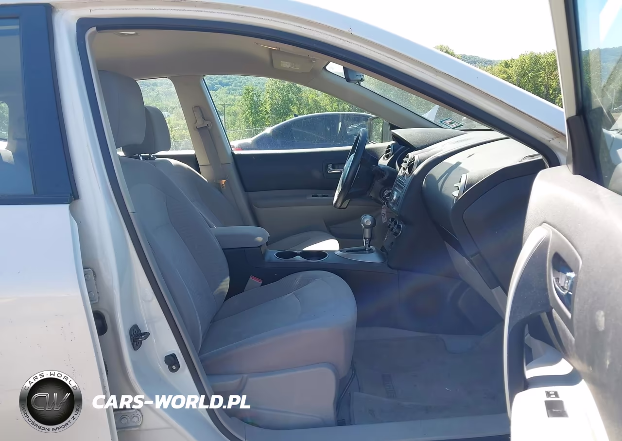 2011 Nissan Rogue S VIN:JN8AS5MV1BW282588 - 5