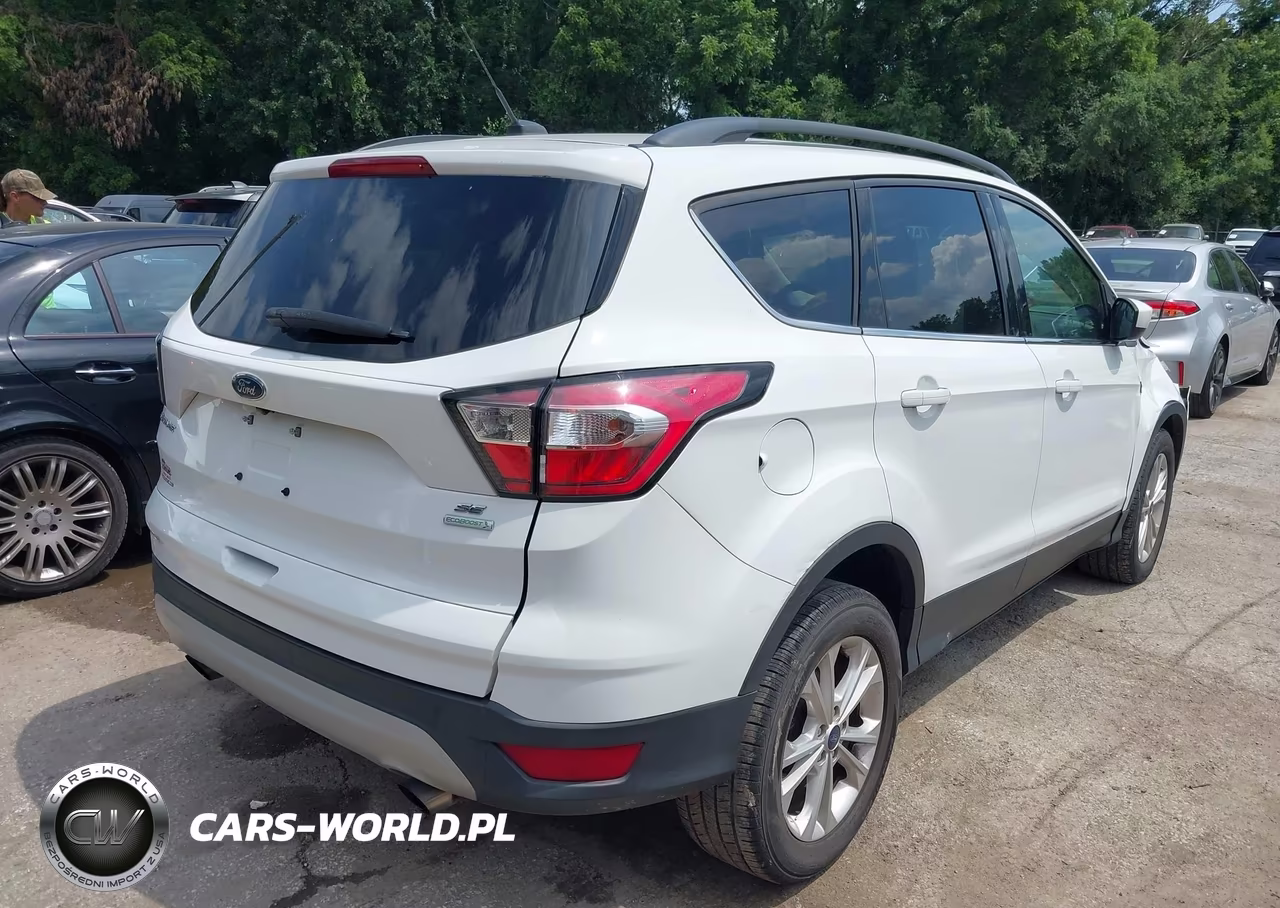 2018 Ford Escape Se VIN:1FMCU0GD1JUB51199 - 4
