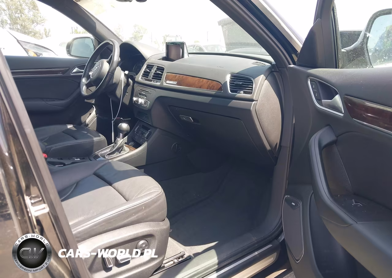 2016 Audi Q3 2.0T Premium Plus VIN:WA1GFCFSXGR016021 - 5