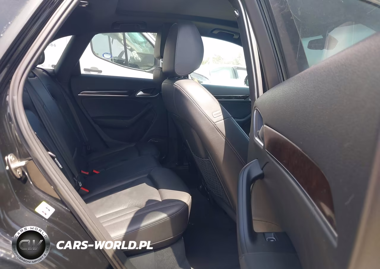 2016 Audi Q3 2.0T Premium Plus VIN:WA1GFCFSXGR016021 - 8