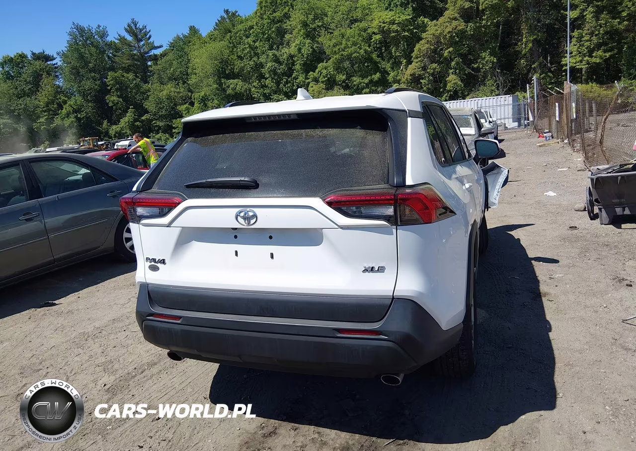 2024 Toyota Rav4 Xle VIN:2T3W1RFV2RW319665 - 16
