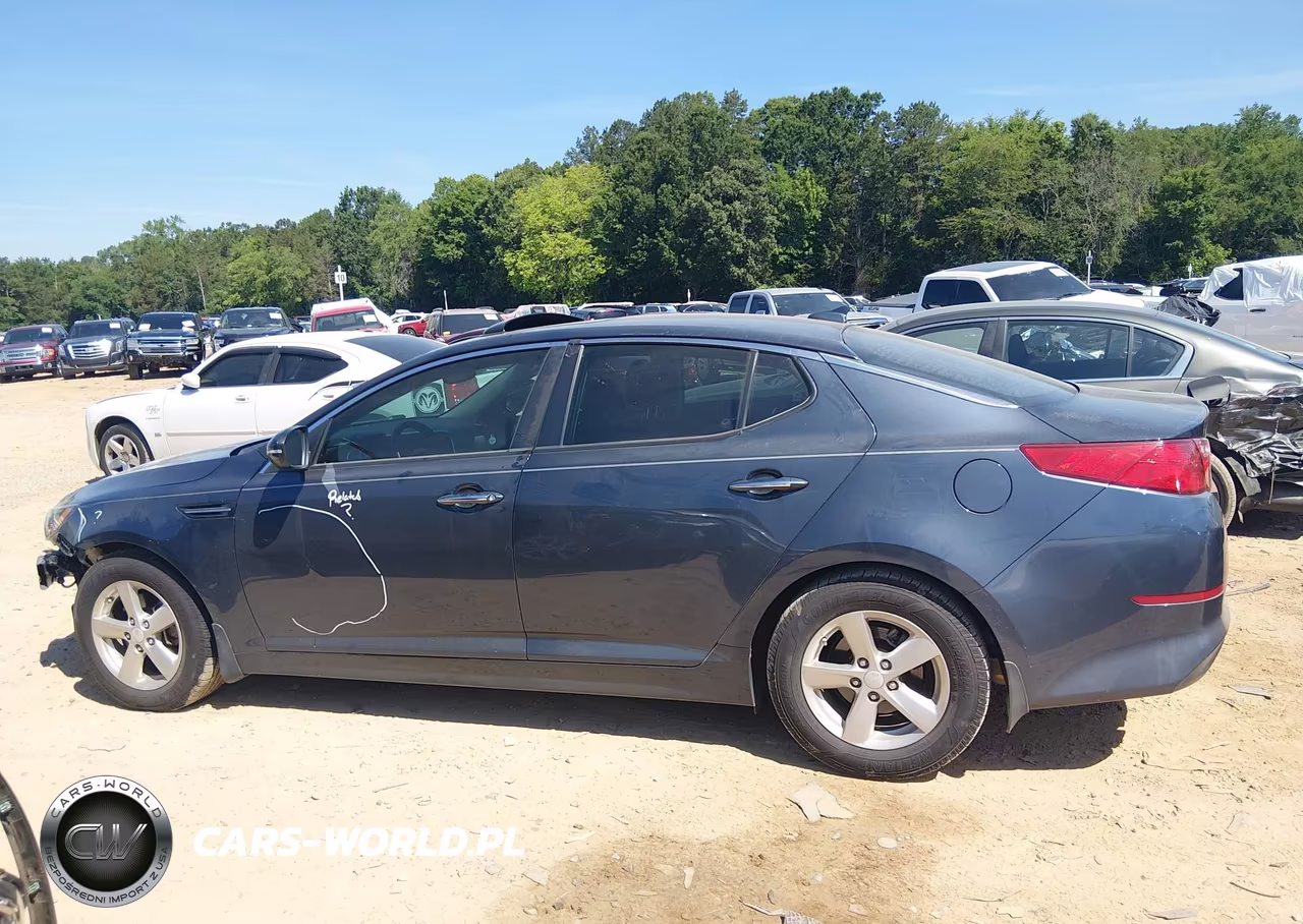 2015 Kia Optima Lx VIN:5XXGM4A74FG481304 - 15