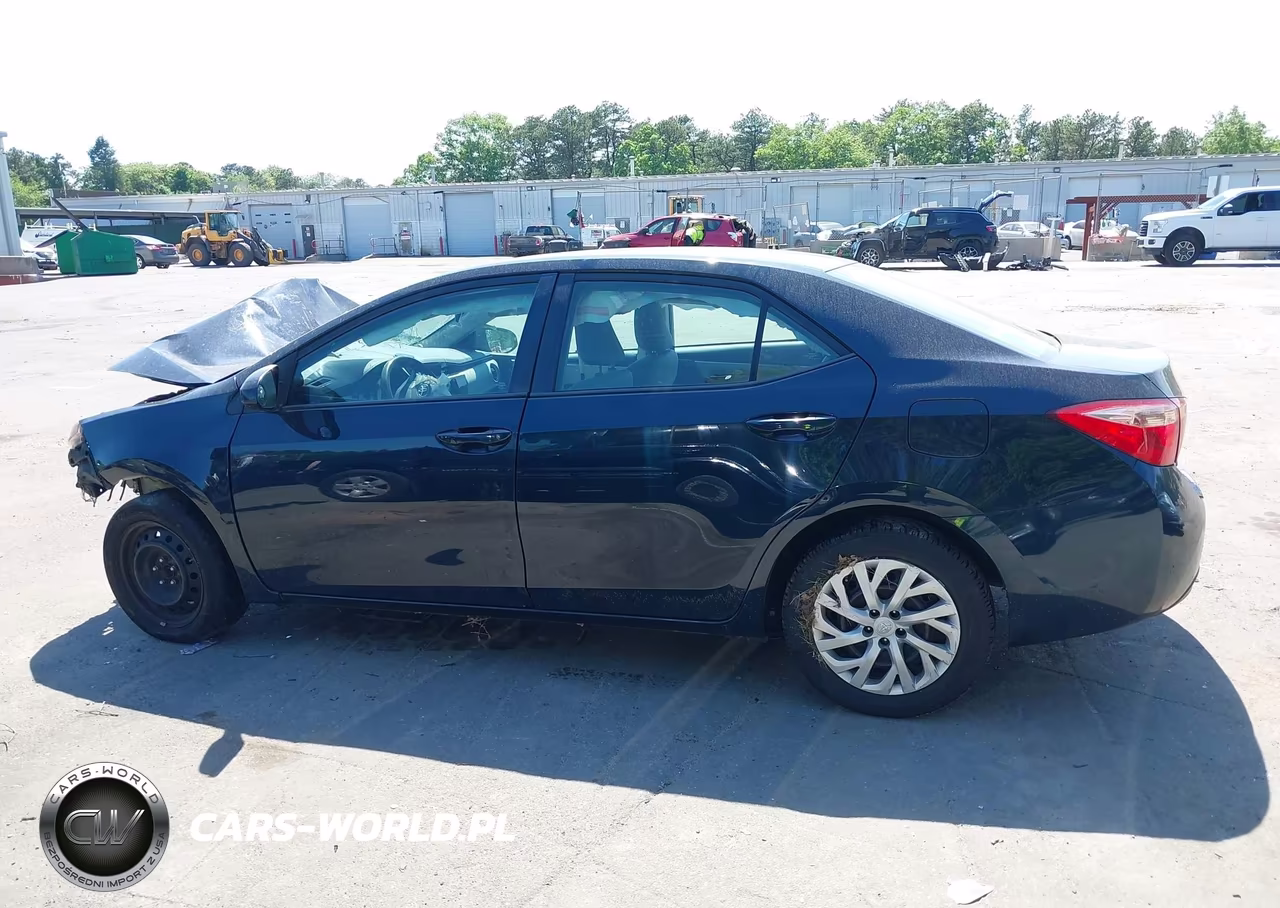 2018 Toyota Corolla Le VIN:2T1BURHEXJC994018 - 15