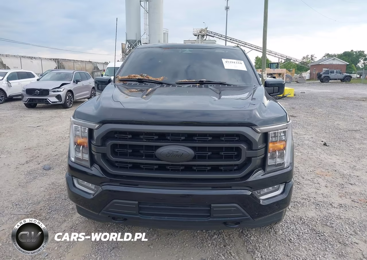 2023 Ford F-150 Xlt VIN:1FTFW1E56PFA65686 - 12