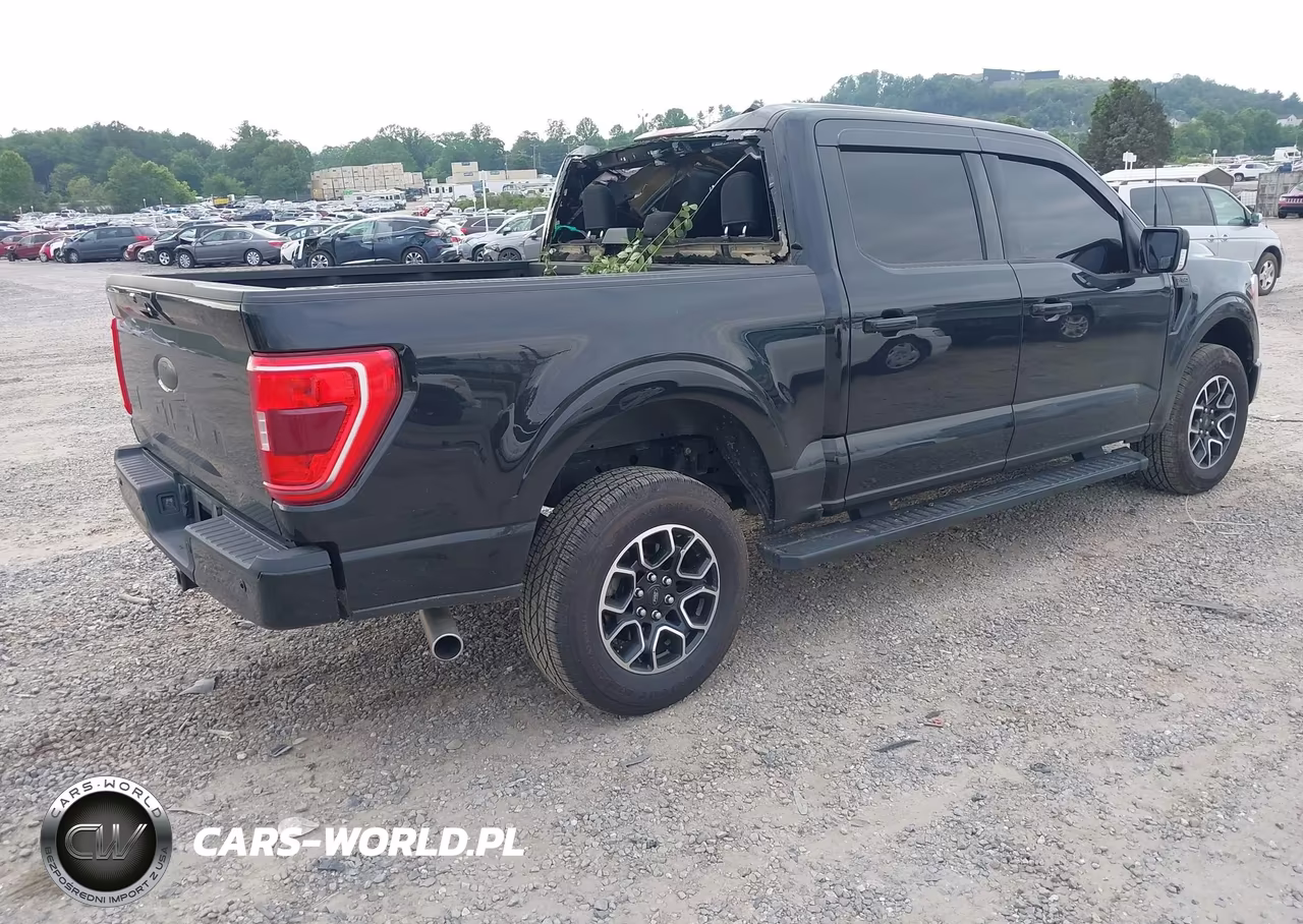 2023 Ford F-150 Xlt VIN:1FTFW1E56PFA65686 - 4