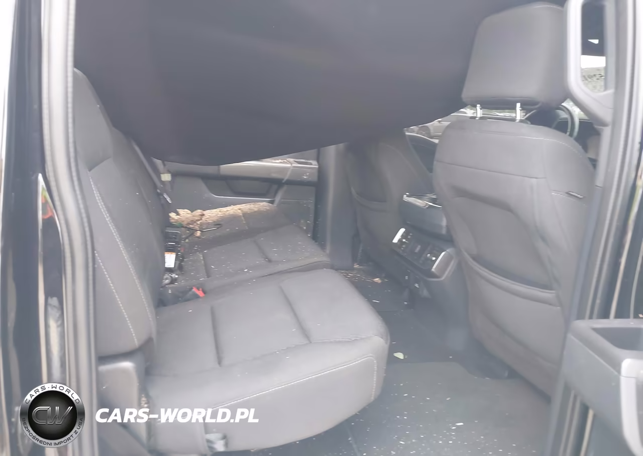 2023 Ford F-150 Xlt VIN:1FTFW1E56PFA65686 - 8