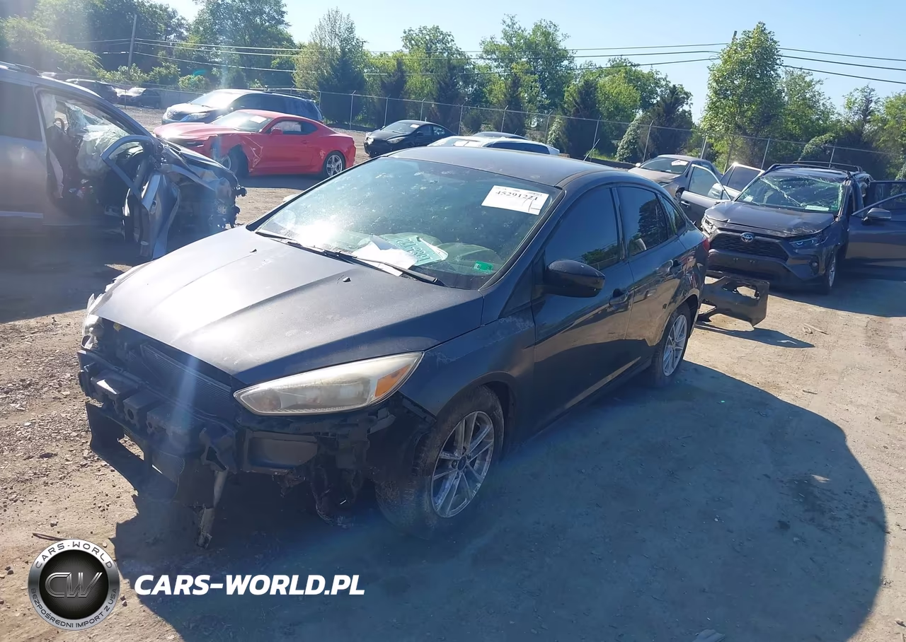 2018 Ford Focus Se VIN:1FADP3F29JL280398 - 2