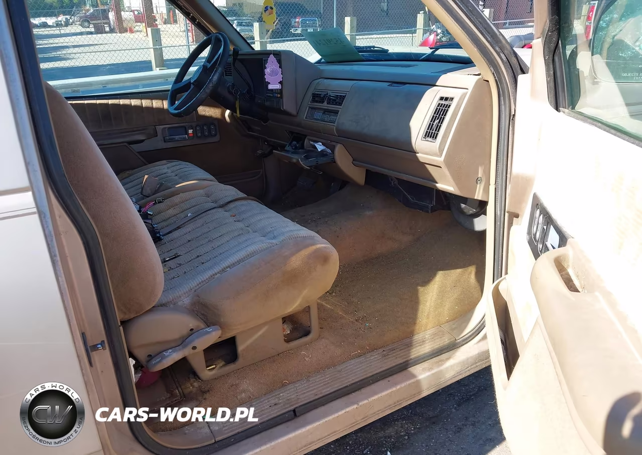 1993 Chevrolet Gmt-400 C1500 VIN:2GCEC19K9P1255834 - 5