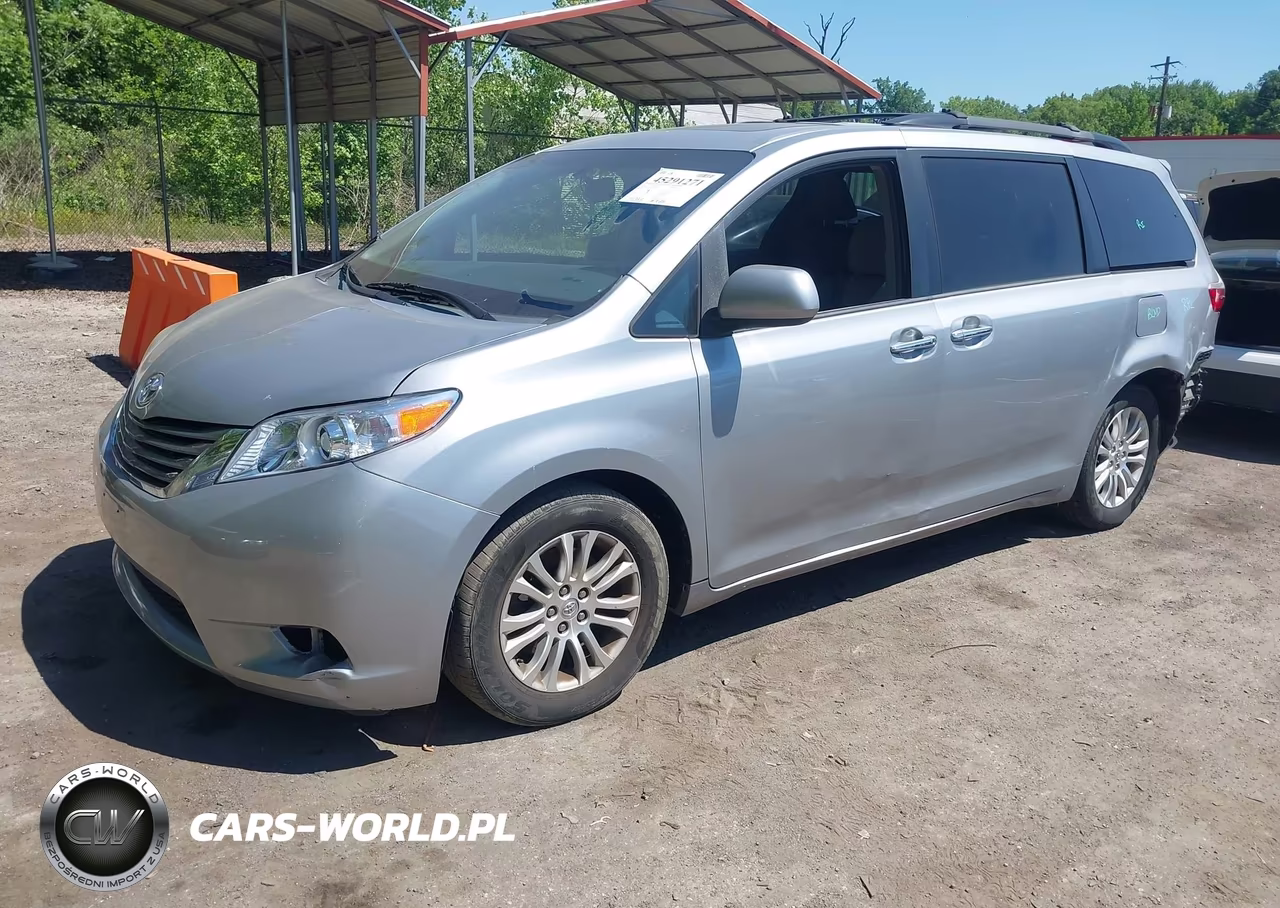 2015 Toyota Sienna Xle 8 Passenger VIN:5TDYK3DC0FS611865 - 2