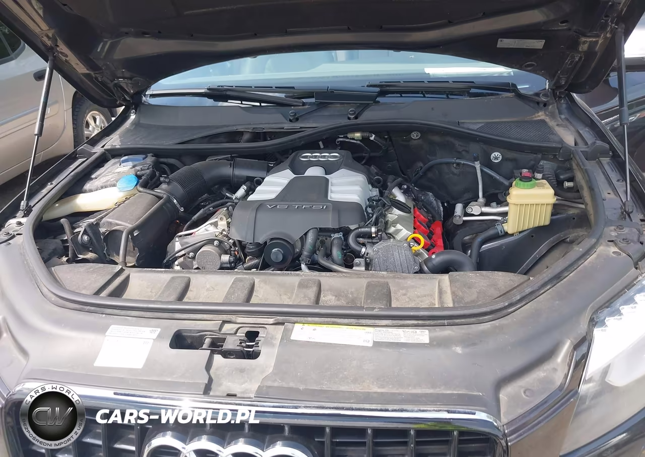 2015 Audi Q7 3.0T Premium VIN:WA1LGAFE9FD002469 - 10