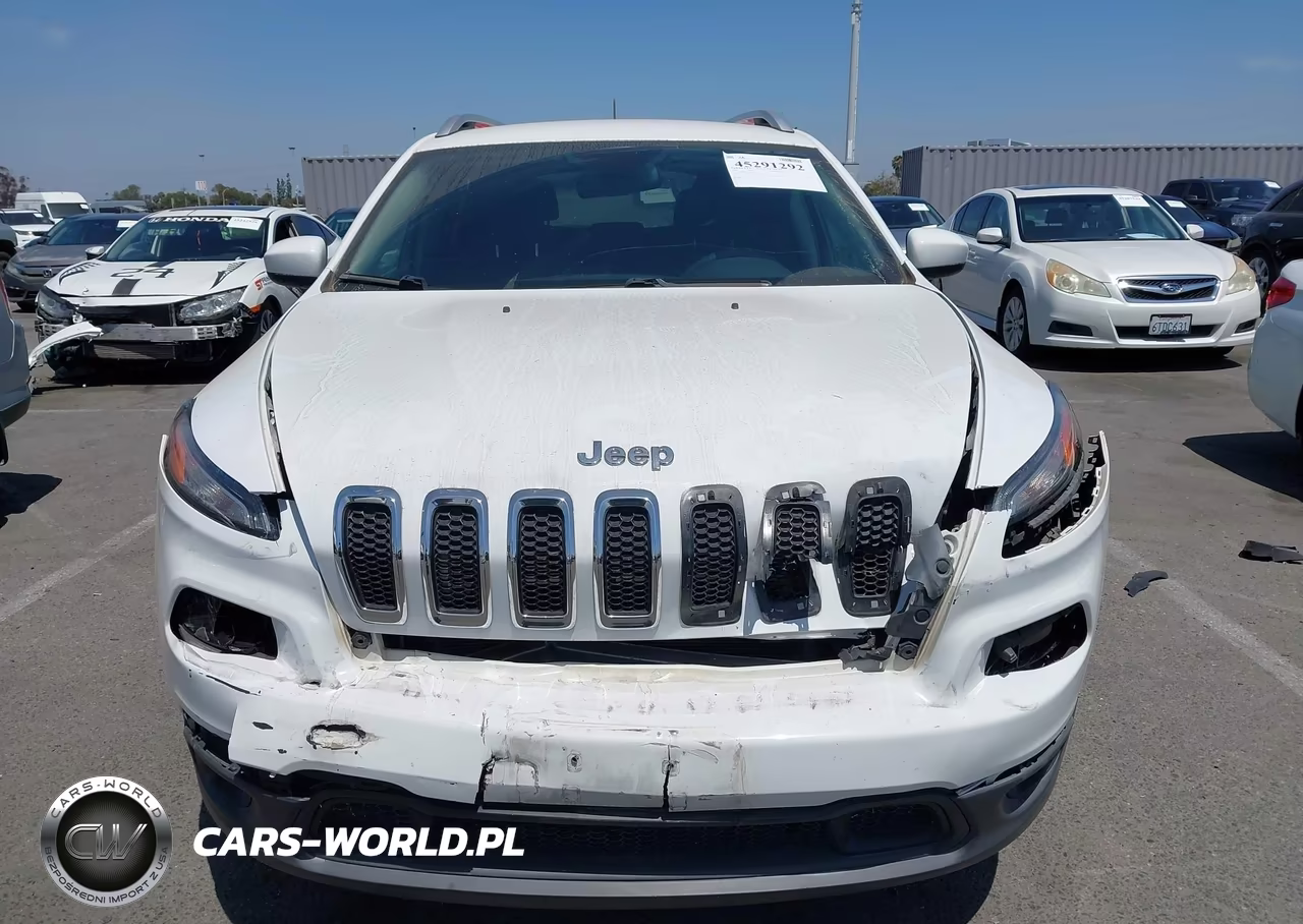 2018 Jeep Cherokee Latitude 4X4 VIN:1C4PJMCX9JD541246 - 12