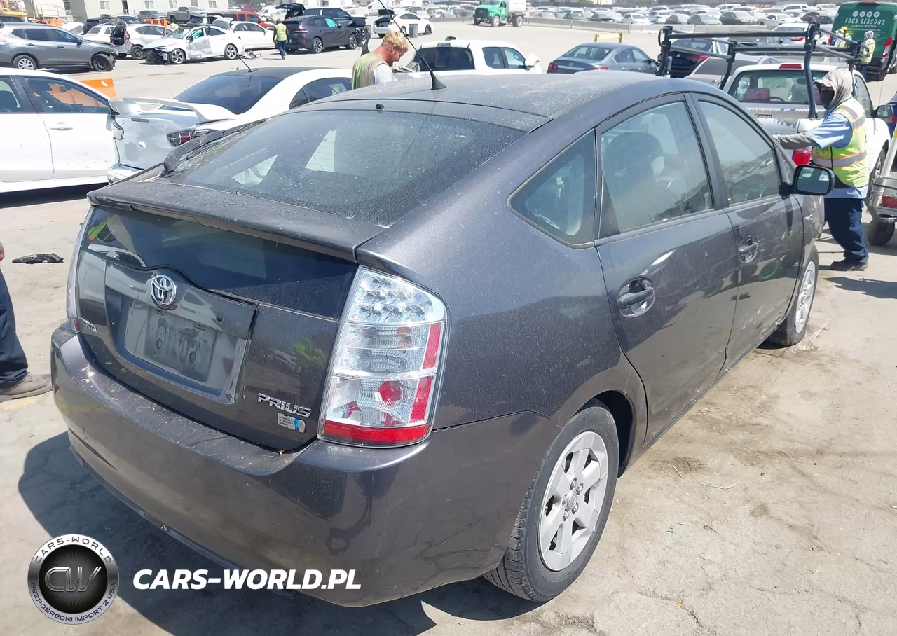 2008 Toyota Prius VIN:JTDKB20U183360065 - 4