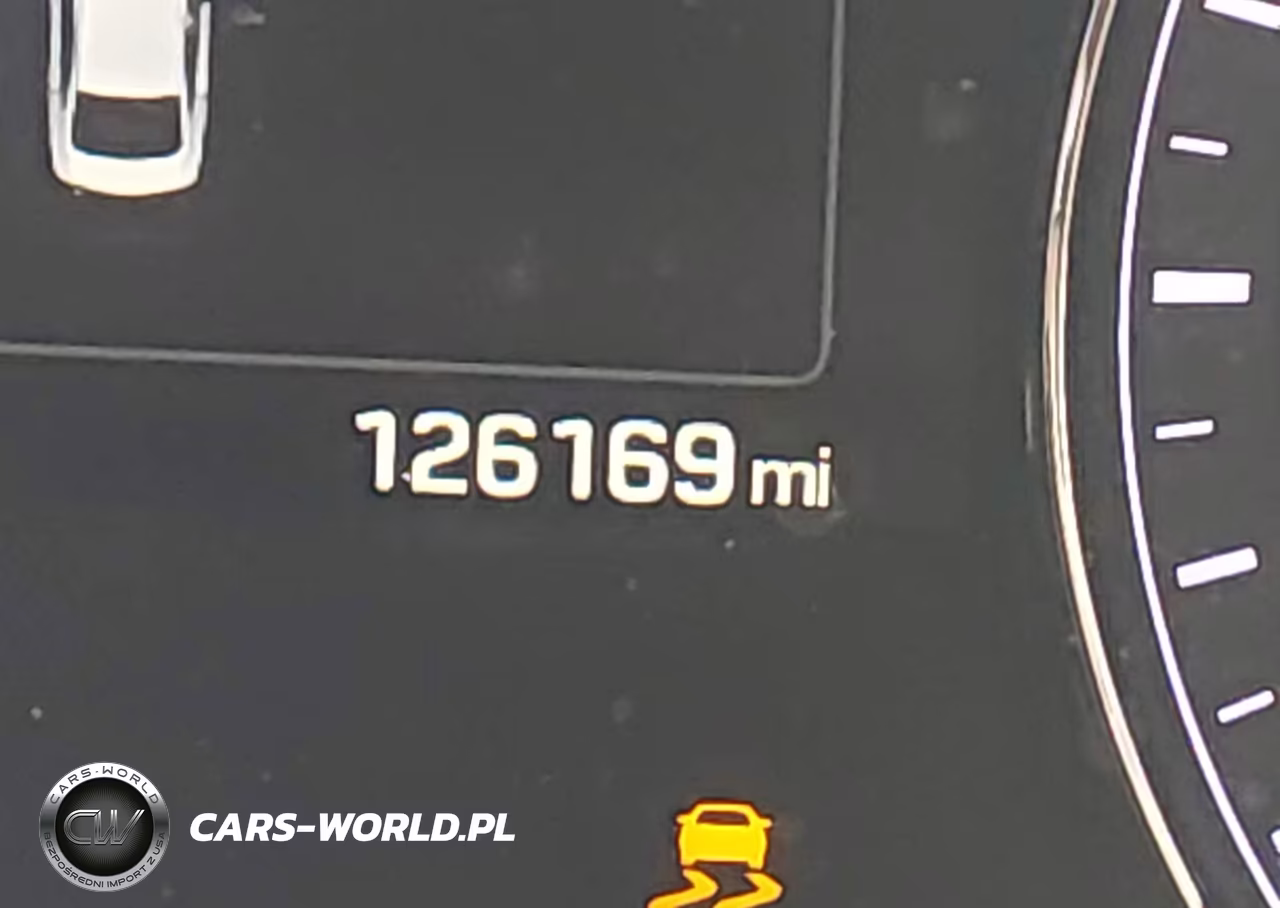 2016 Hyundai Genesis 3.8 VIN:KMHGN4JE2GU119295 - 15