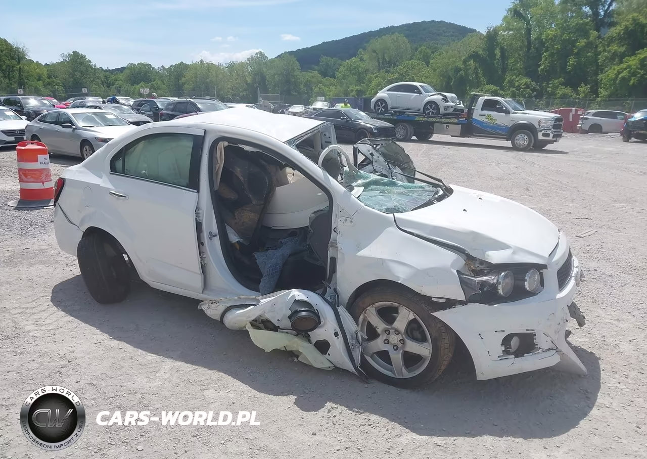 2016 Chevrolet Sonic Ltz Auto – zdjęcie 1 z 16