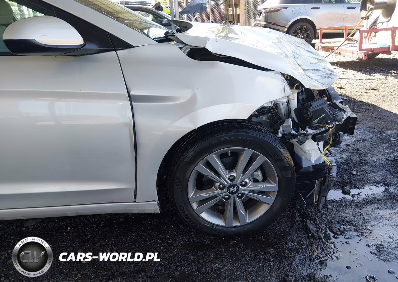 2017 Hyundai Elantra Value Edition VIN:KMHD84LF9HU422902 - 18